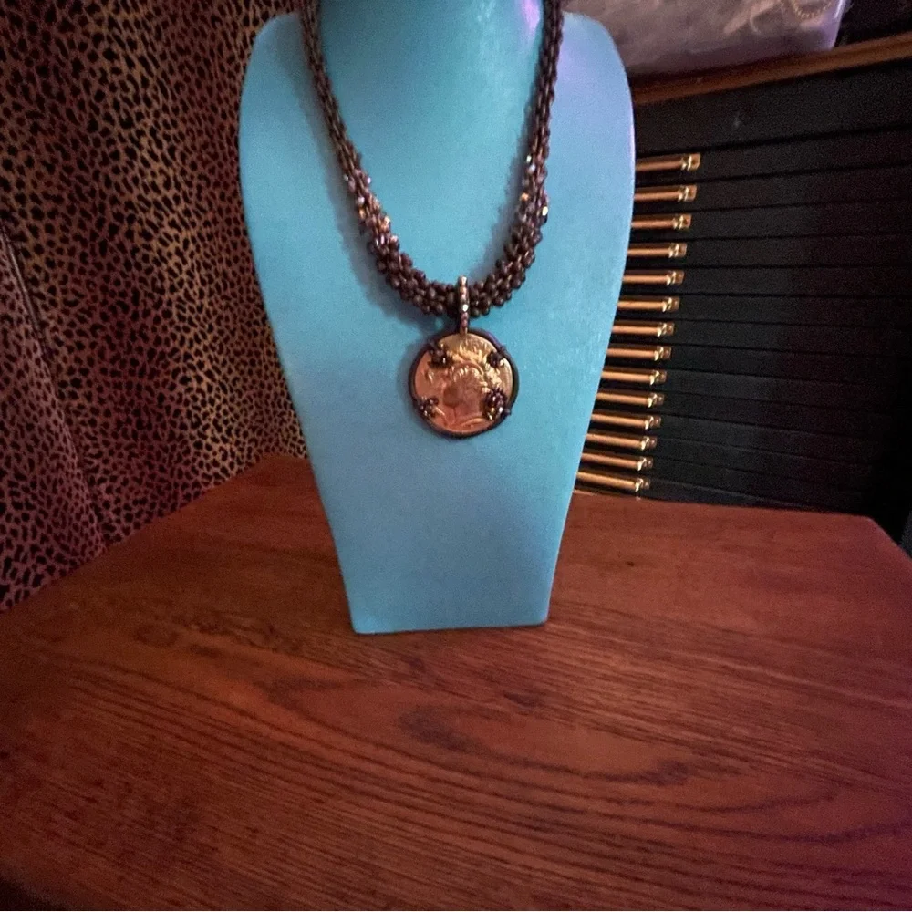 𝐁𝐔𝐘 𝐎𝐑 𝐁𝐘𝐄💥MIRIAM Haskell Necklace- coin pendant beaded chain w/ toggle closure - Picture 3 of 10